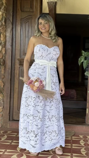 Vestido de Noiva Longo em Renda com Tule Poá e Mangas